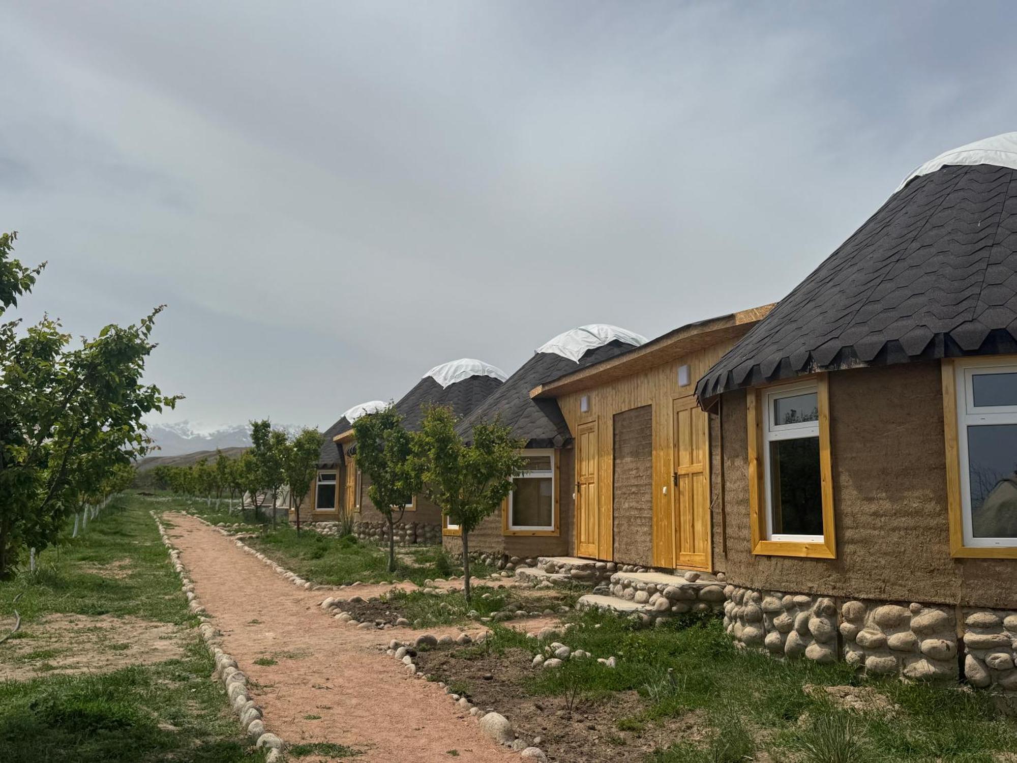 Отель Bosogo Yurt Camp Bokonbayevo Экстерьер фото